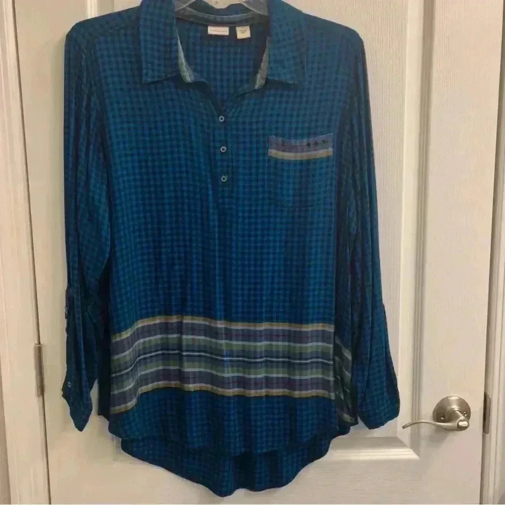 Hi-Low Multi Colored Long Sleeve Plaid Top by Westbound